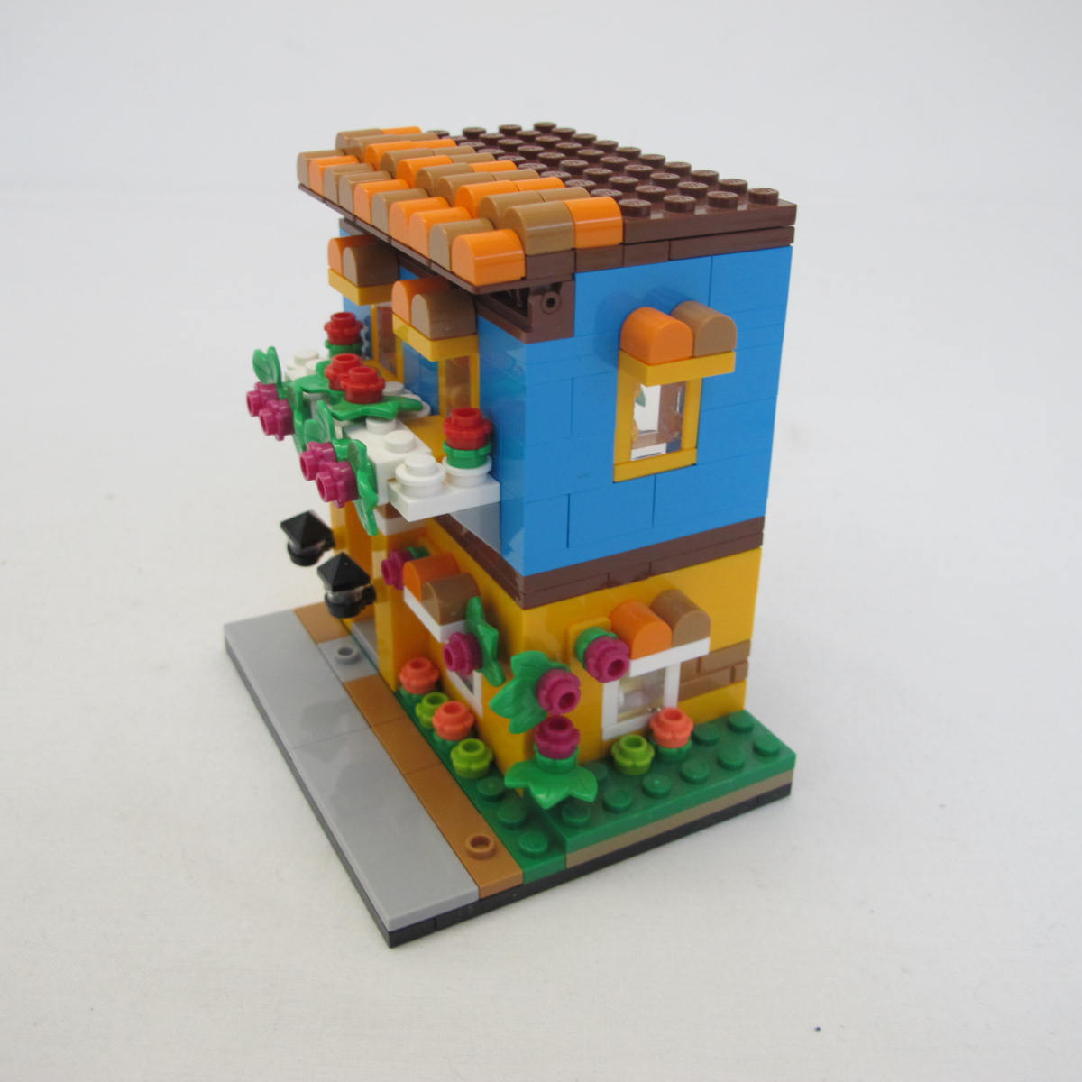 Houses of the World 1. Incomplete without box and instructions