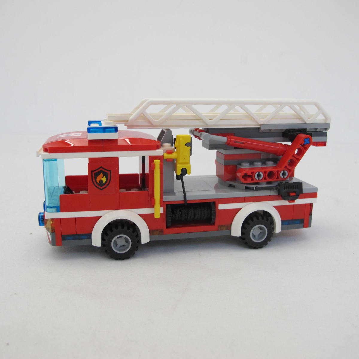 Fire Ladder Truck. Complete with instructions, no box