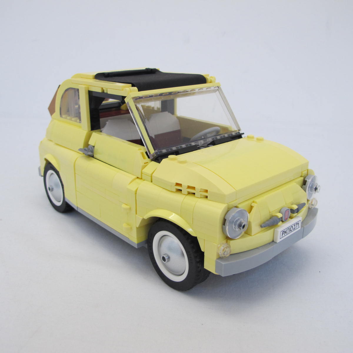 Fiat 500 {Bright Light Yellow Edition}. Complete with instructions, no box