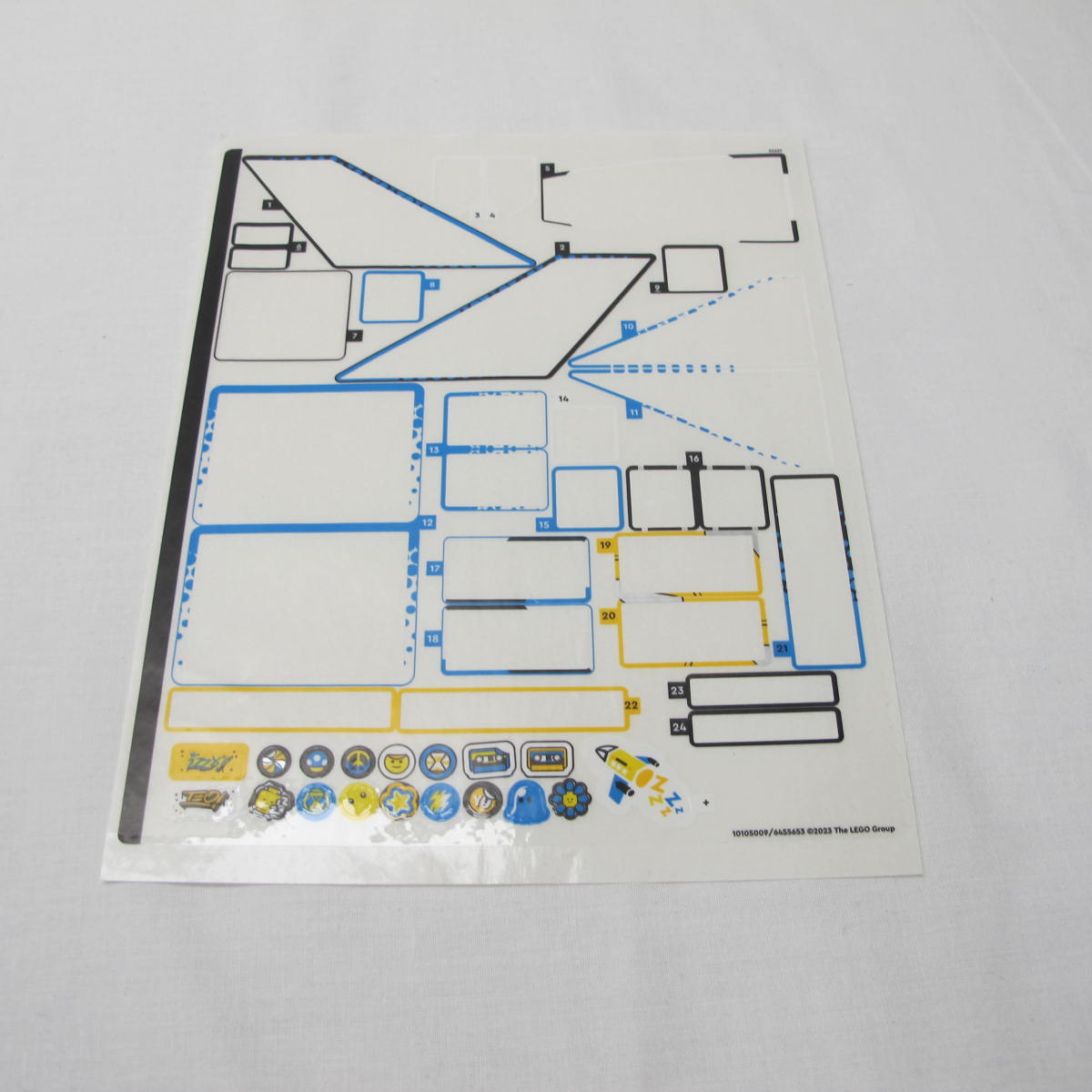 Mr. Oz's Spacebus. Incomplete with instructions, no box