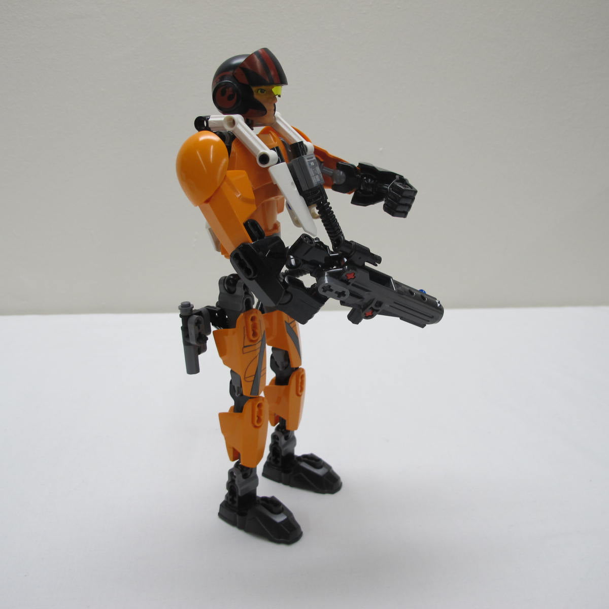 Poe Dameron. Complete with instructions, no box