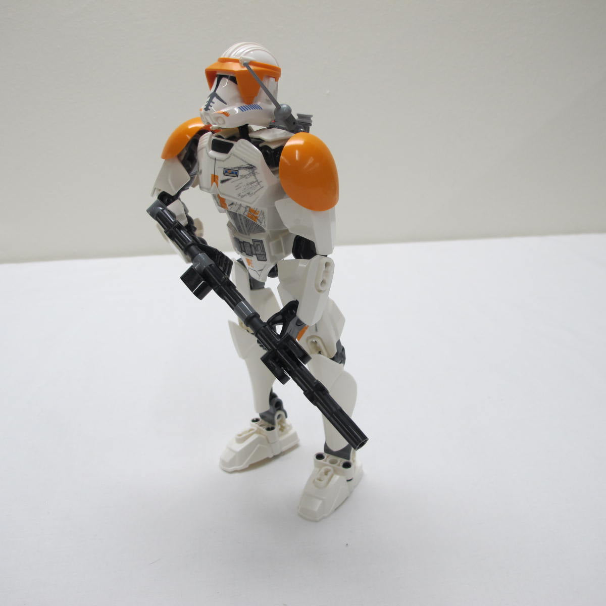 Clone Commander Cody. Complete with instructions, no box