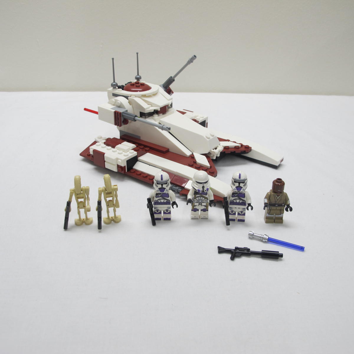 Republic Fighter Tank. Complete with instructions, no box
