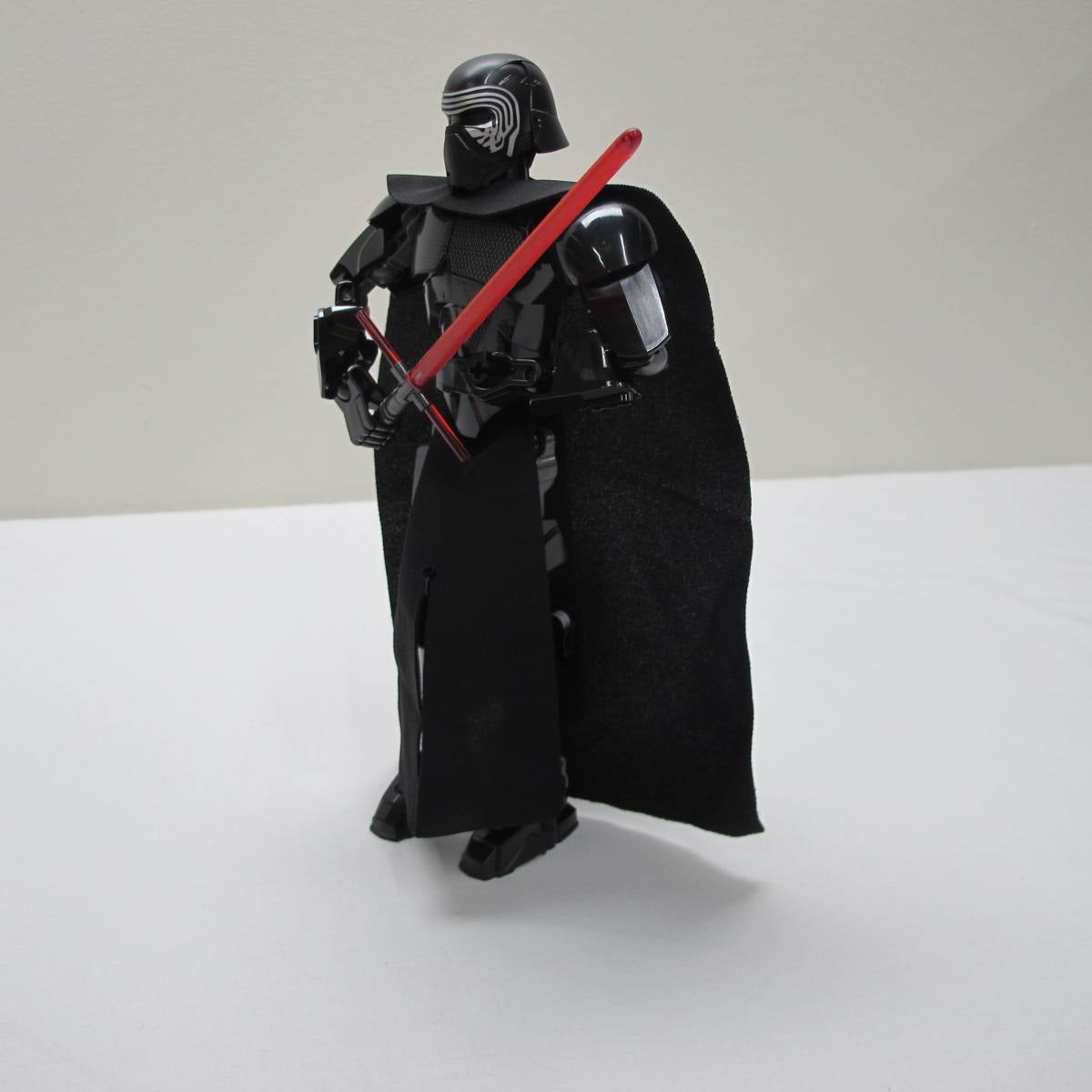 Kylo Ren. Complete with instructions, no box