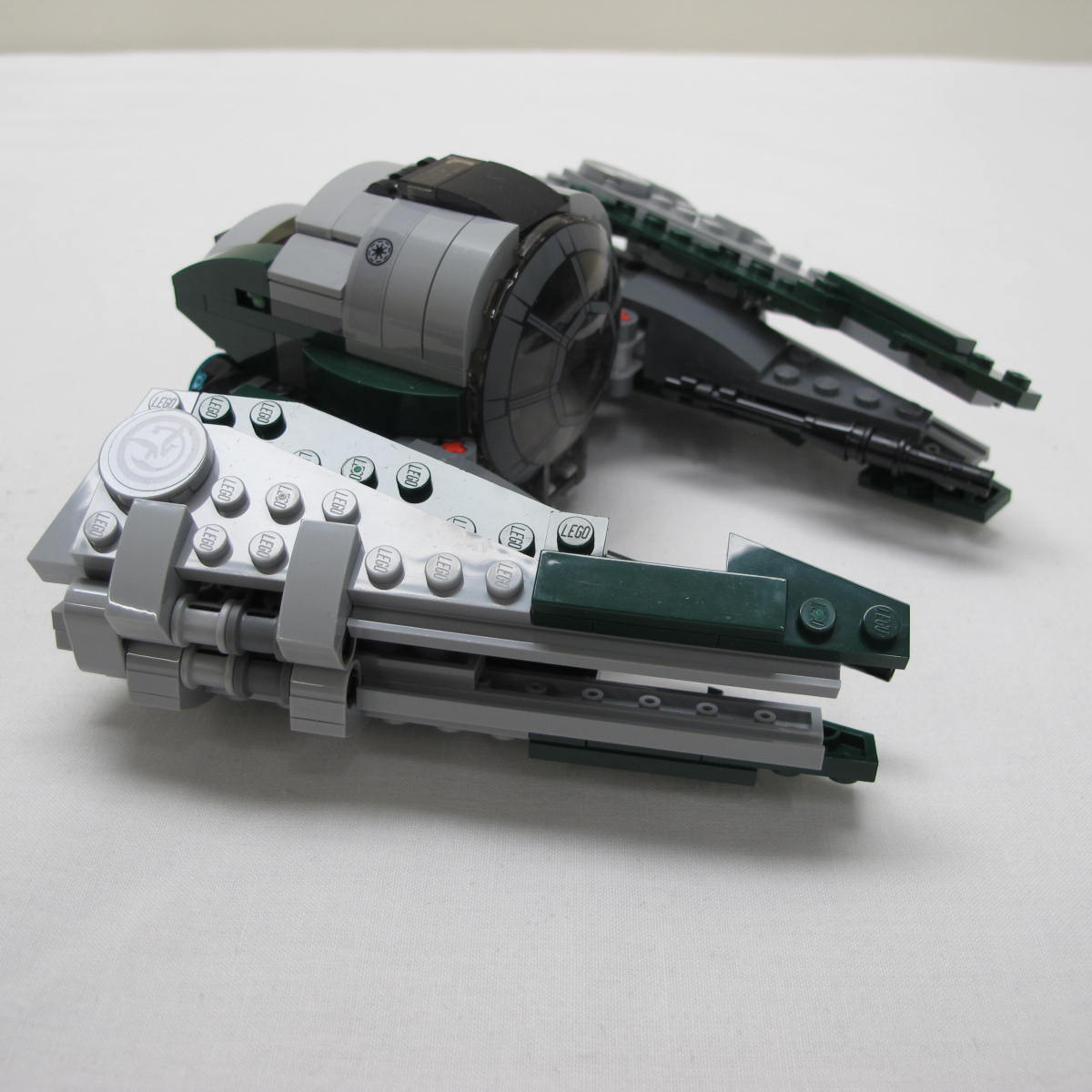 Yoda's Jedi Starfighter. Complete with instructions and box