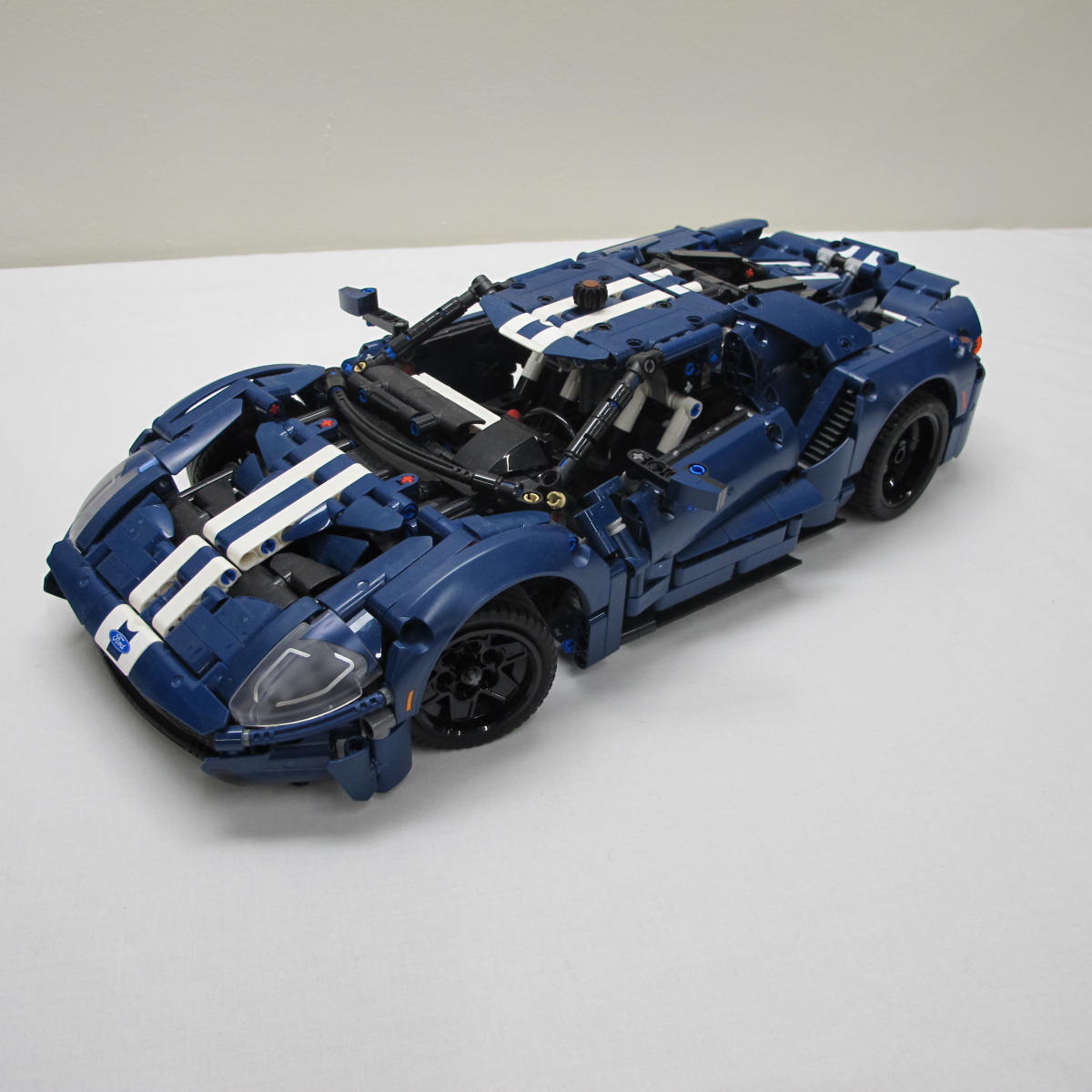 2022 Ford GT. Complete without instructions and box