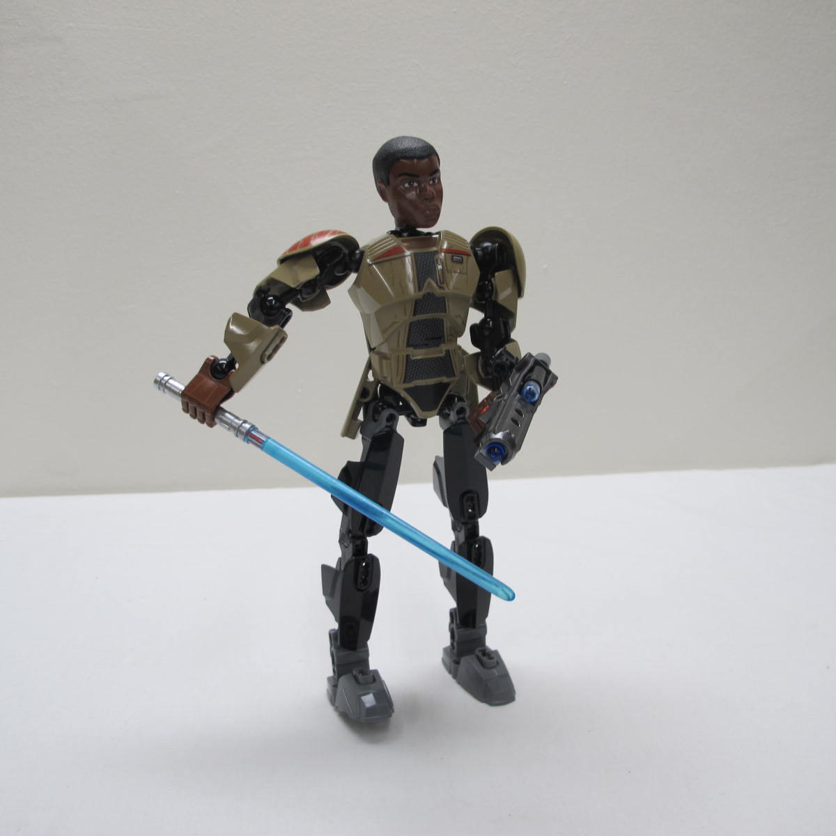 Finn. Complete with instructions, no box