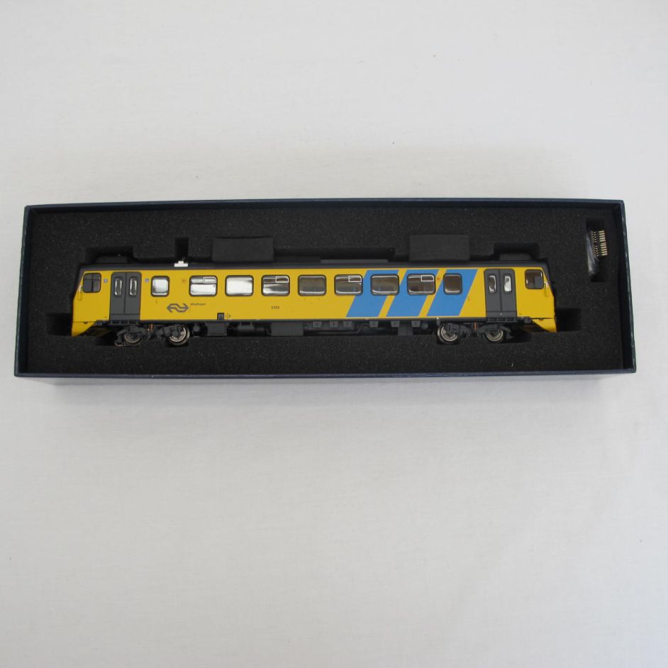 Motor carriage NS DH1 3103, yellow, “Wadloper”, with Telerail, air conditioning, dark window surround, track pusher