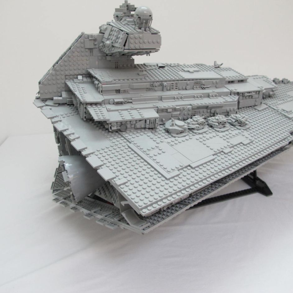 Imperial Star Destroyer - UCS. Complete with instructions, no box