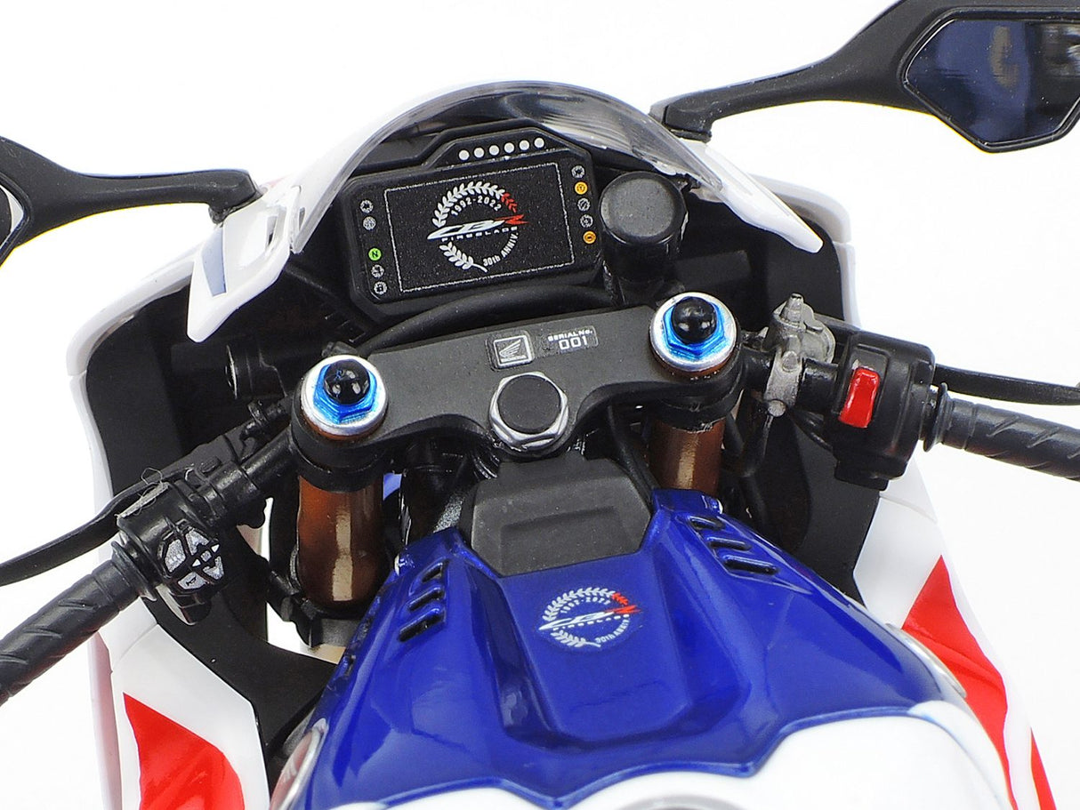 1:12 CBR1000RR-R FIREBLADE SP 30th