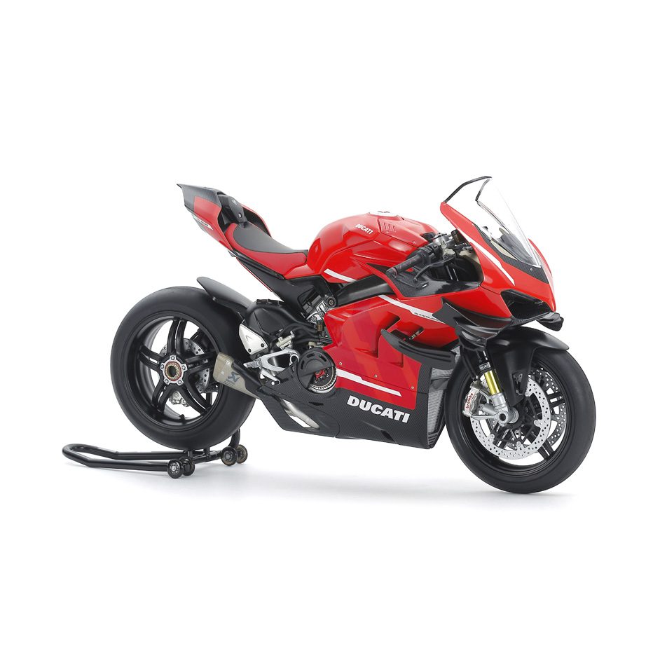 Superleggera V4 w/ Racing Kit