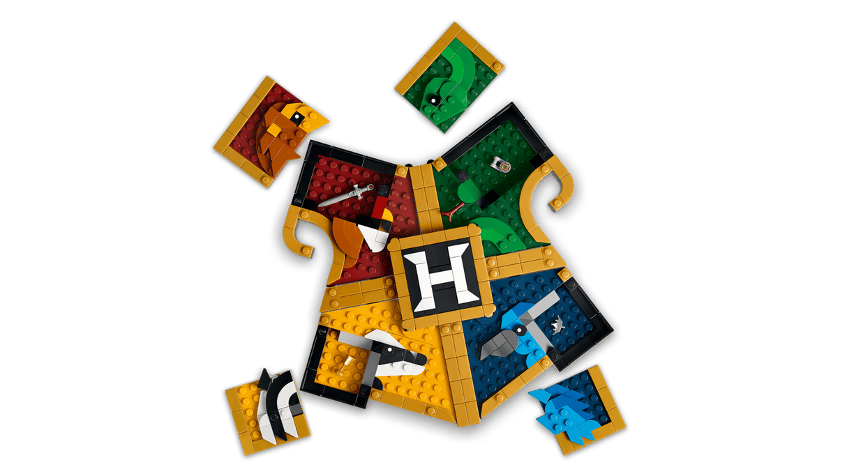 Hogwarts™ House Crest