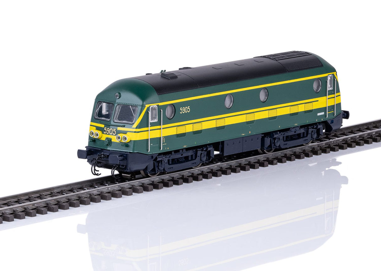 Class VT 18.16 Diesel Express Powered Rail Car Train