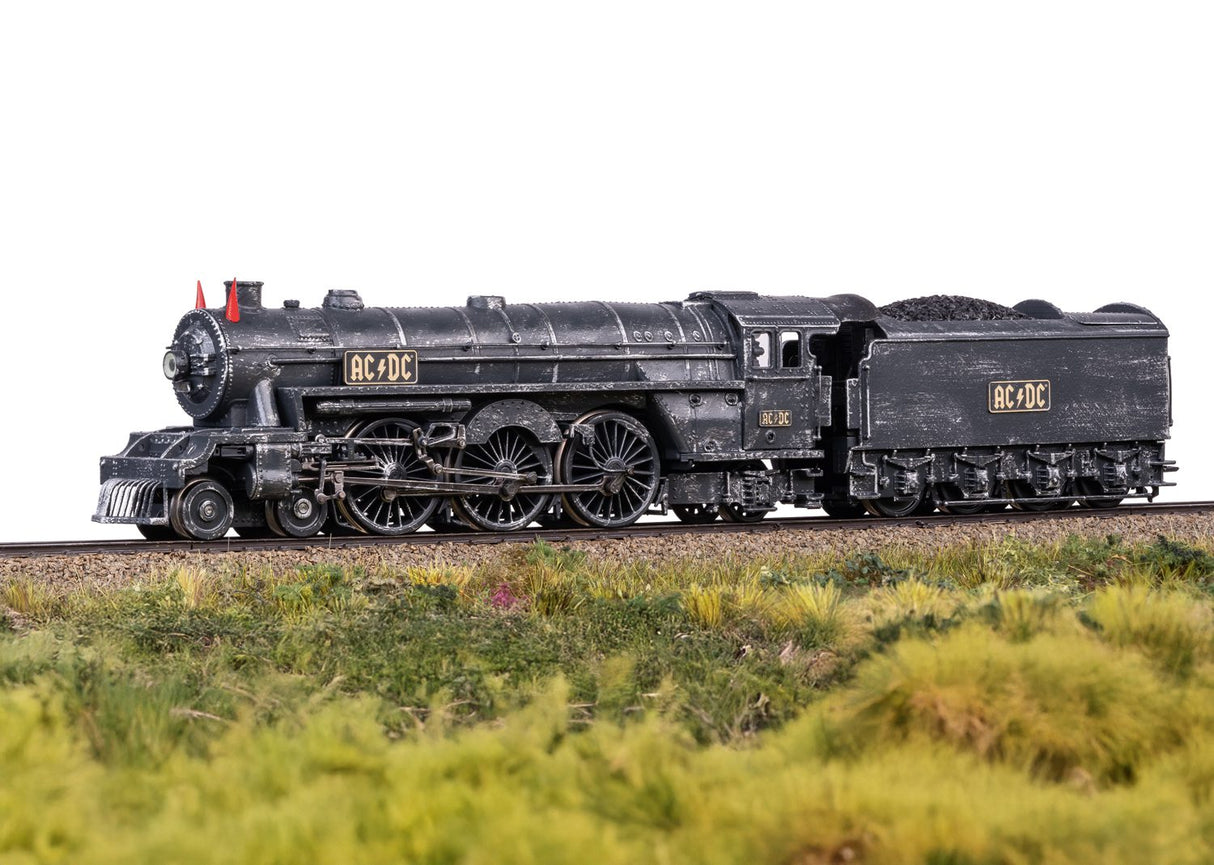 "Black Ice" Steam Locomotive with a Tender