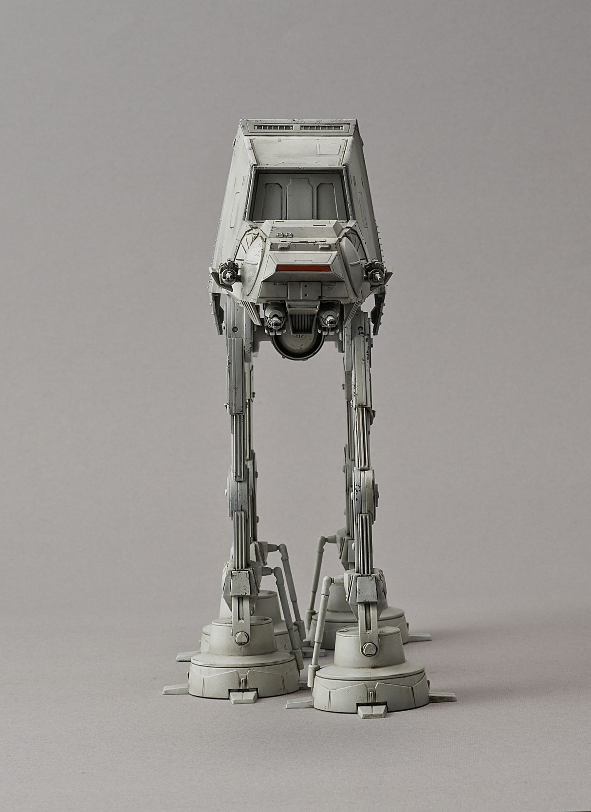 BANDAI AT-AT