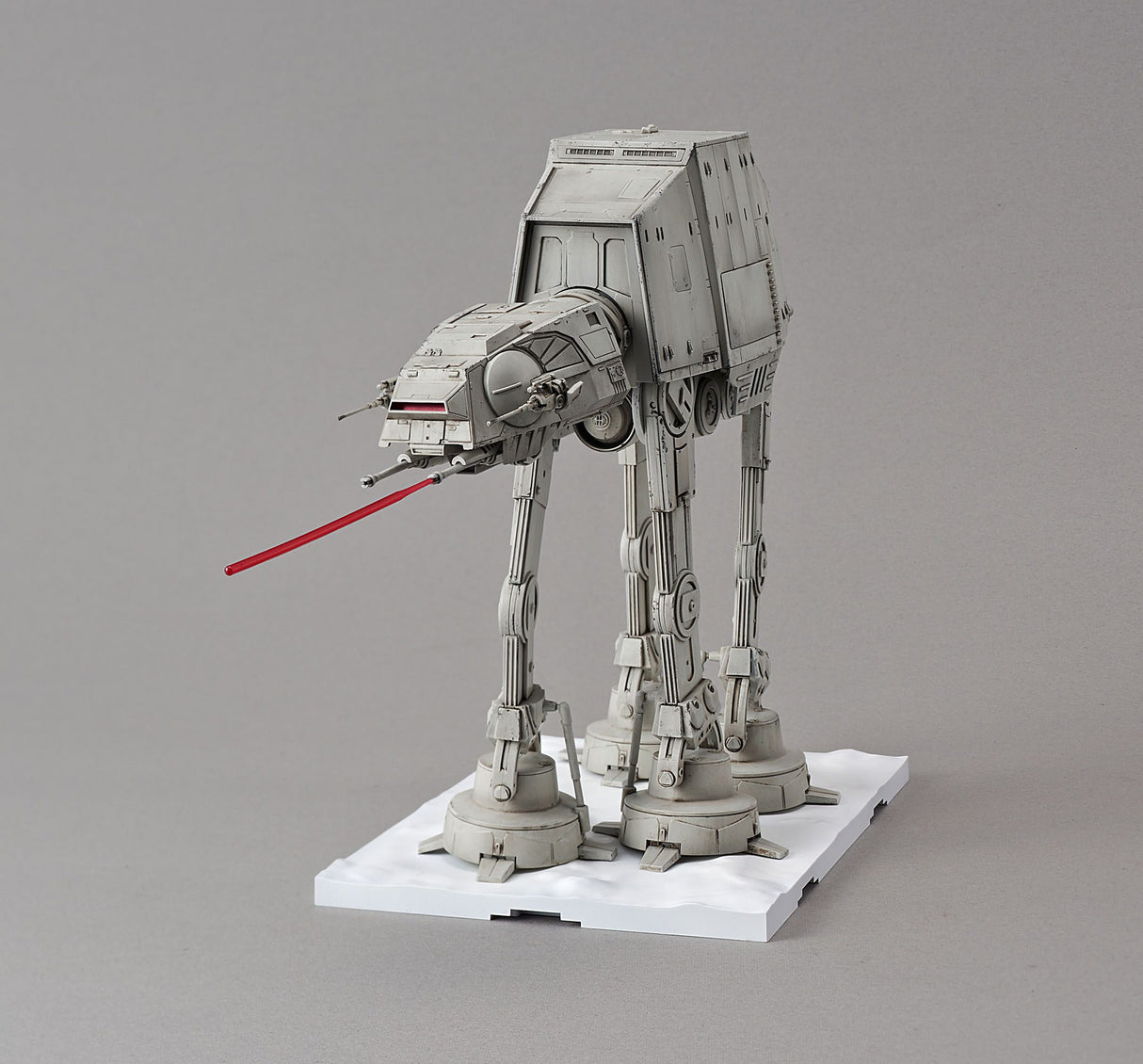 BANDAI AT-AT
