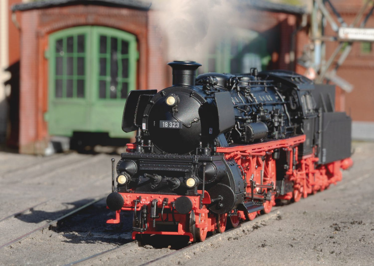 Class 211 Diesel Locomotive
