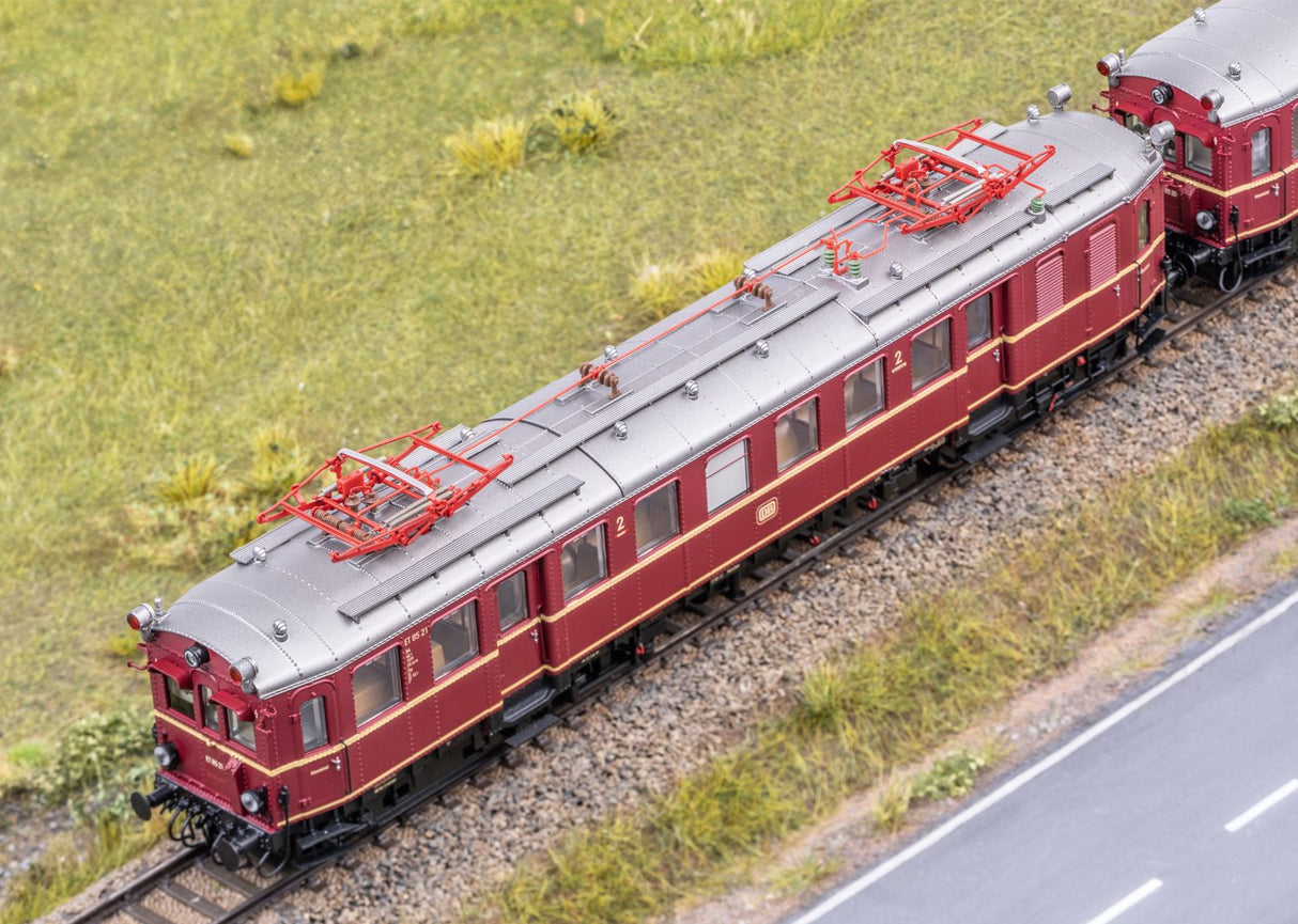 "Northlander" Diesel Powered Train