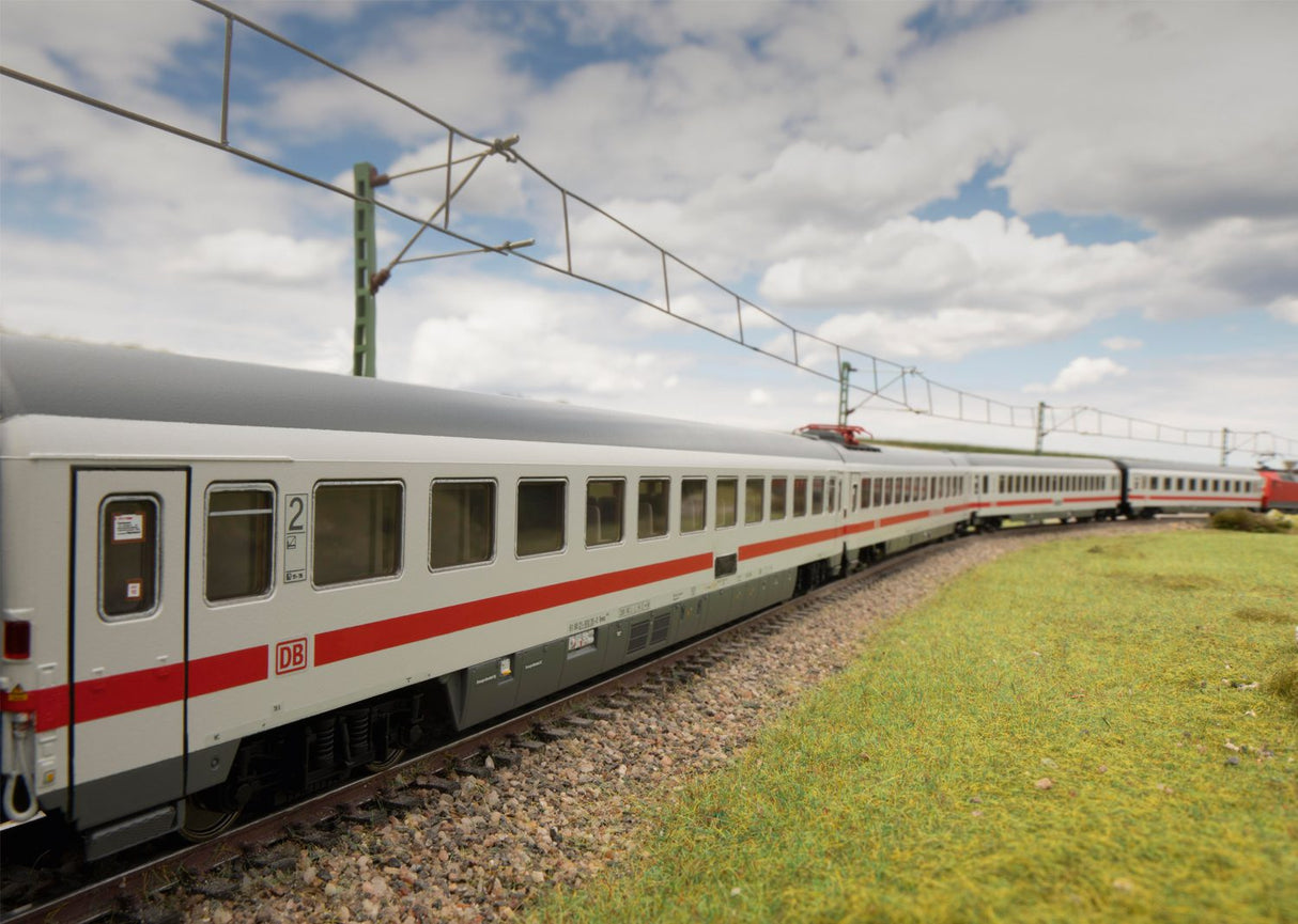 IC2 Type DApza 687.2 Bi-Level Intermediate Car, 1st Class