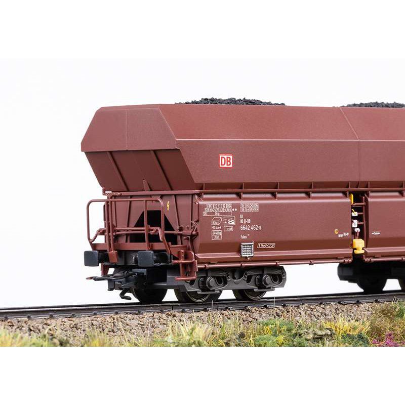 Freight Car Set for the Class 52 Steam Locomotive