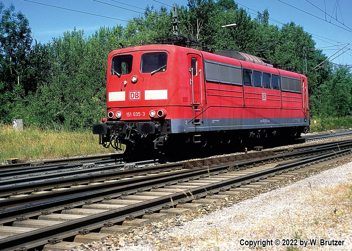 Class S 2/6 Steam Locomotive