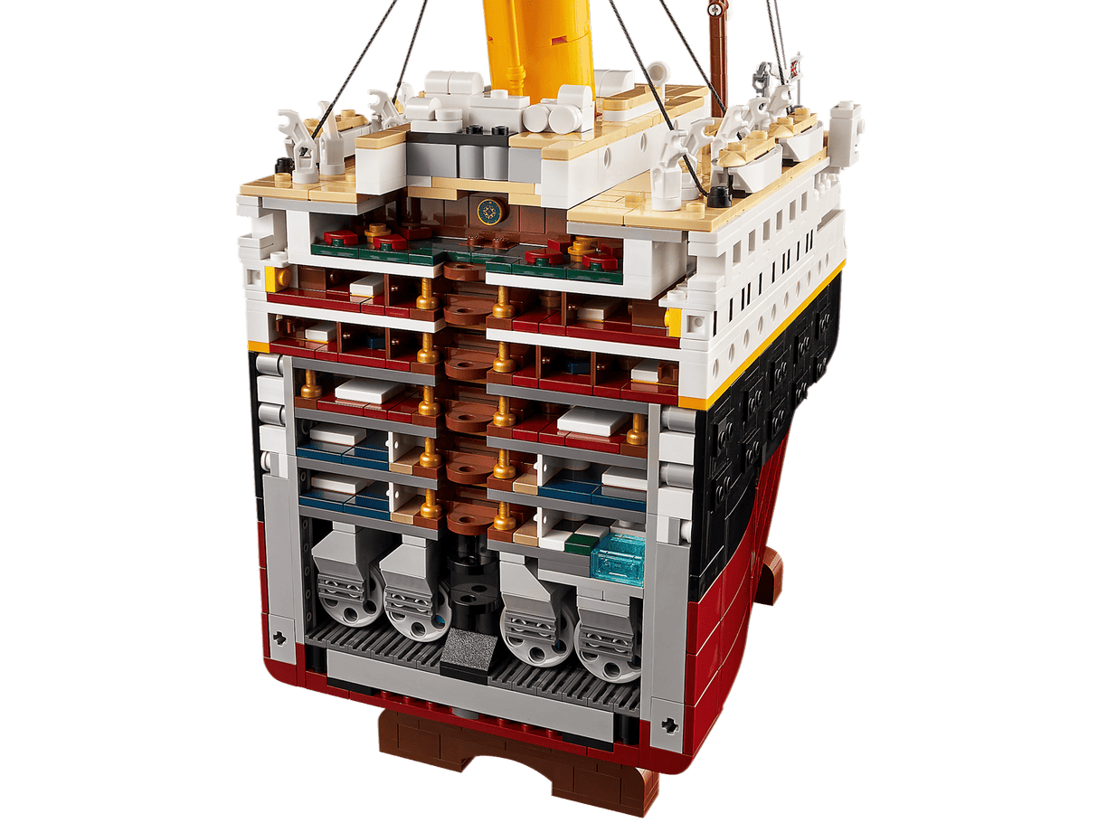 LEGO® Titanic