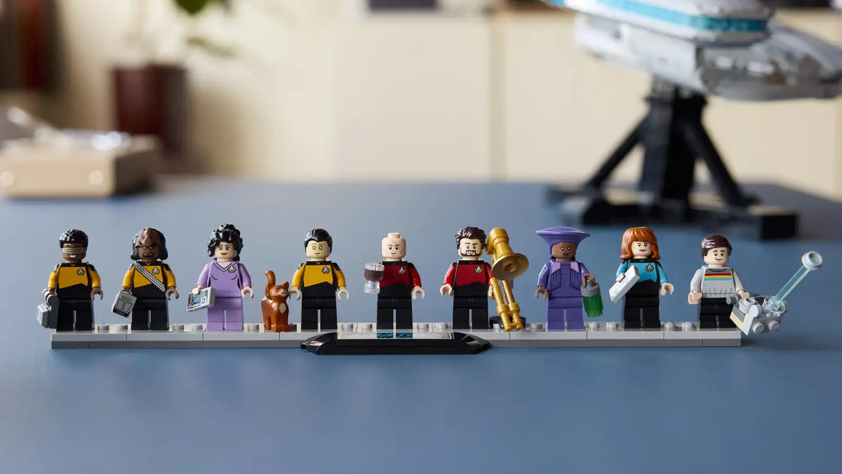 Star Trek: U.S.S. Enterprise NCC-1701-D™