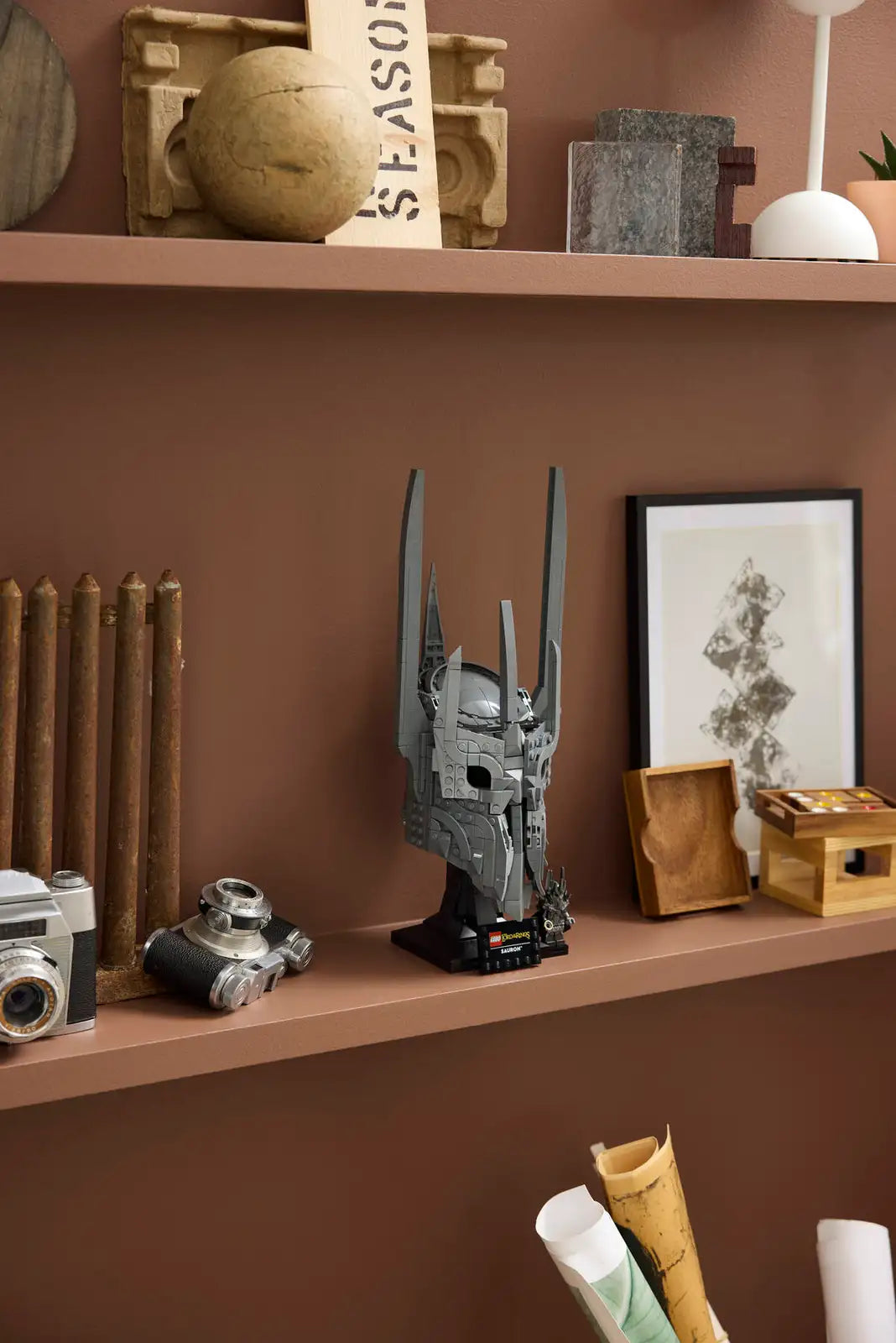 The Lord of the Rings: Sauron's Helmet