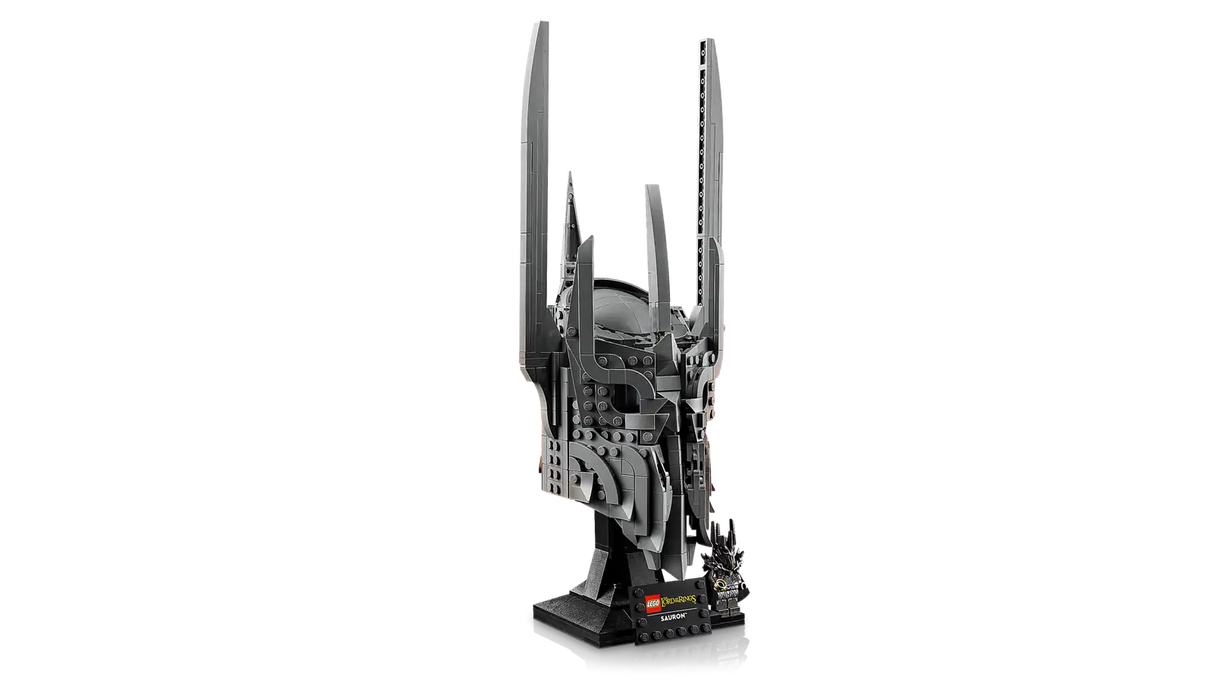 The Lord of the Rings: Sauron's Helmet