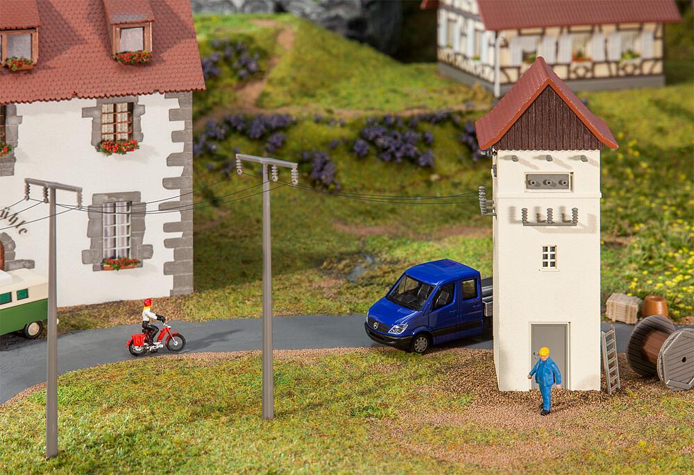 Kleinengstingen railway station