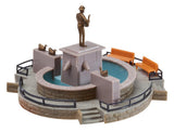 Roundhouse with 12° section