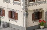 Detached house, yellow