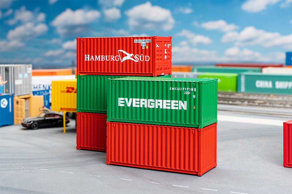 4 market crates with vegetables