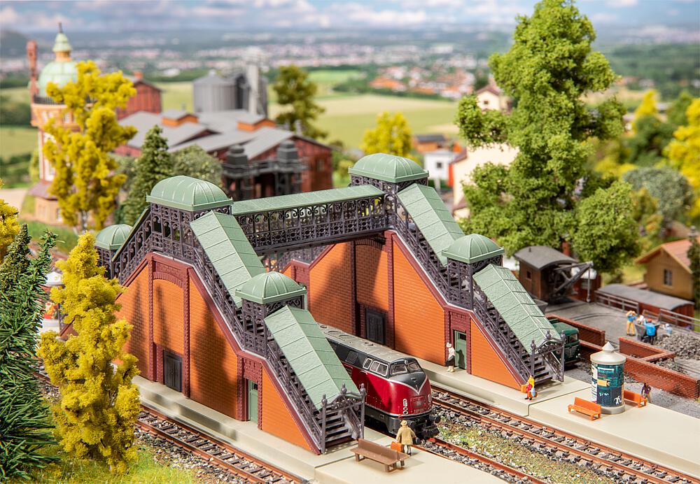 Schwarzburg railway station