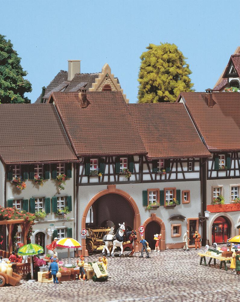 10 deciduous trees, sorted
