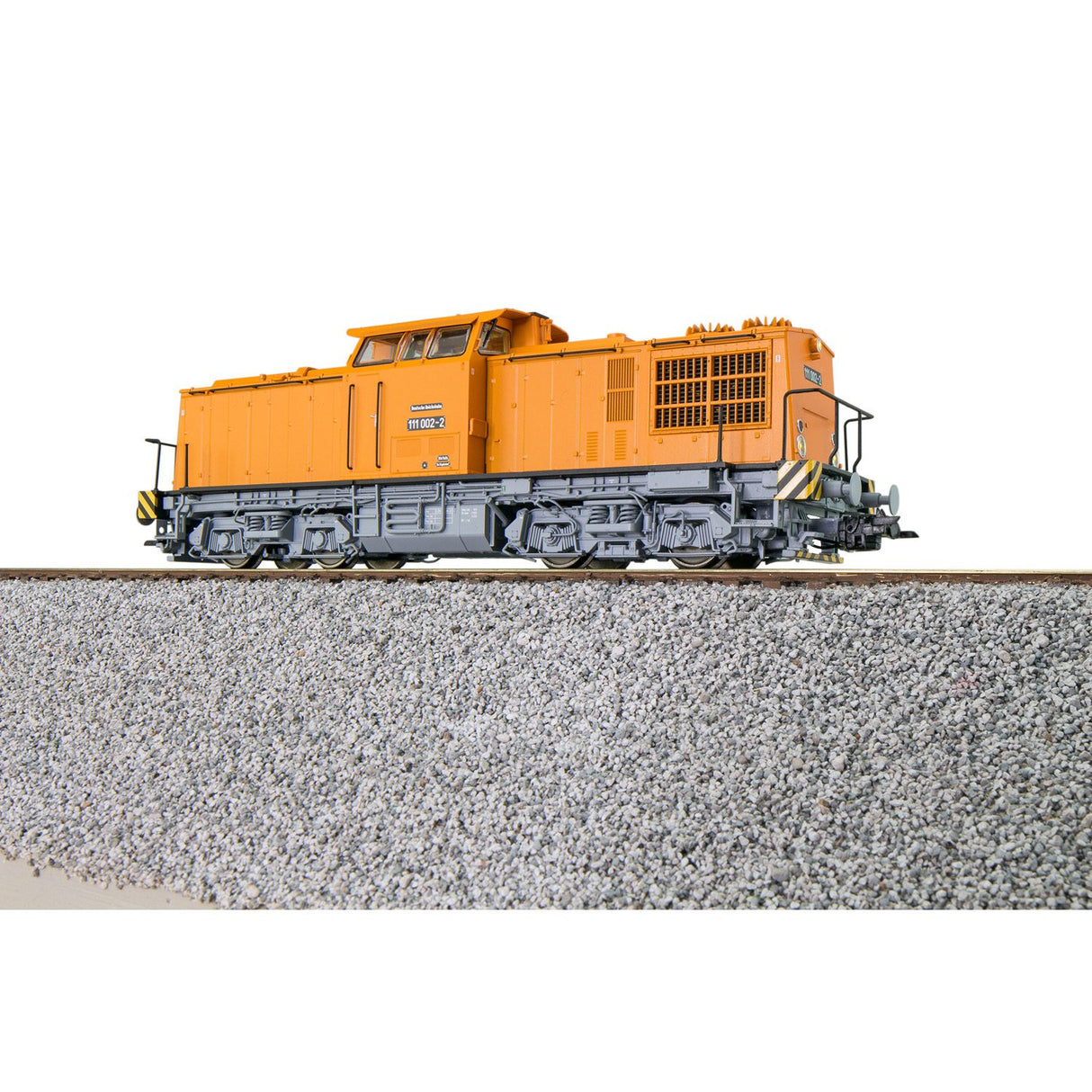 Diesel Locomotive V100 DR 111 002 LDK