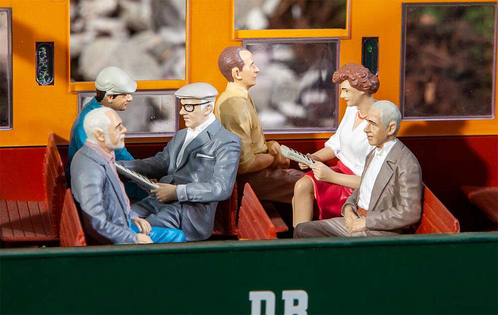 6 seated wagon travellers