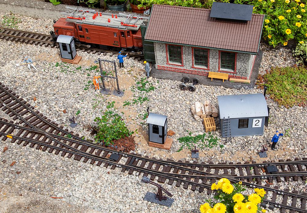 Station accessories