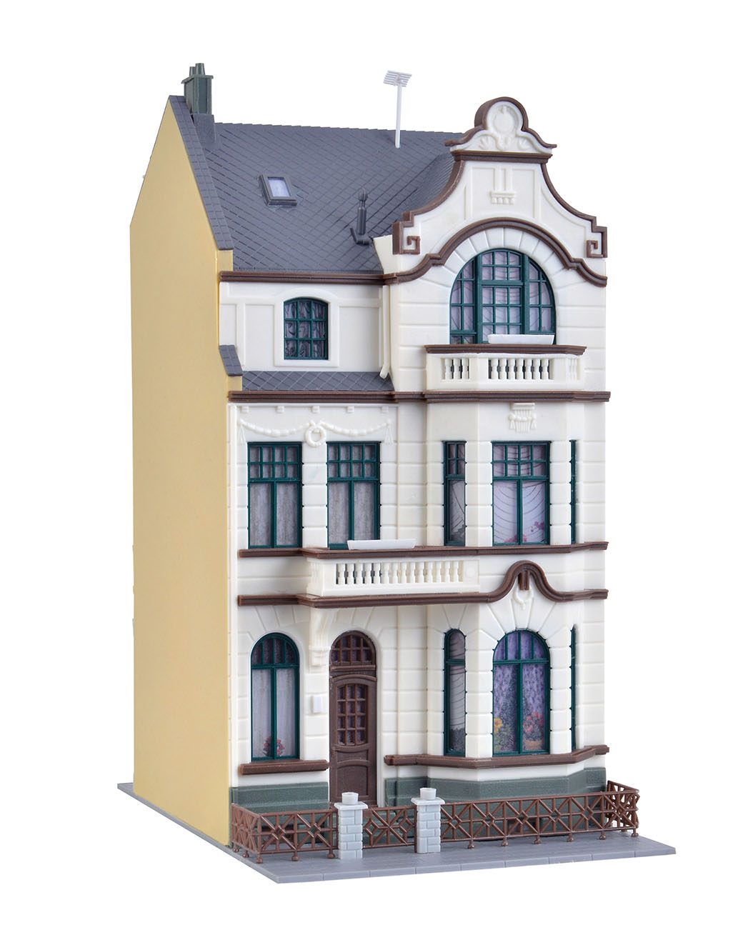 Middle-Class House with Upper Studio Bonn