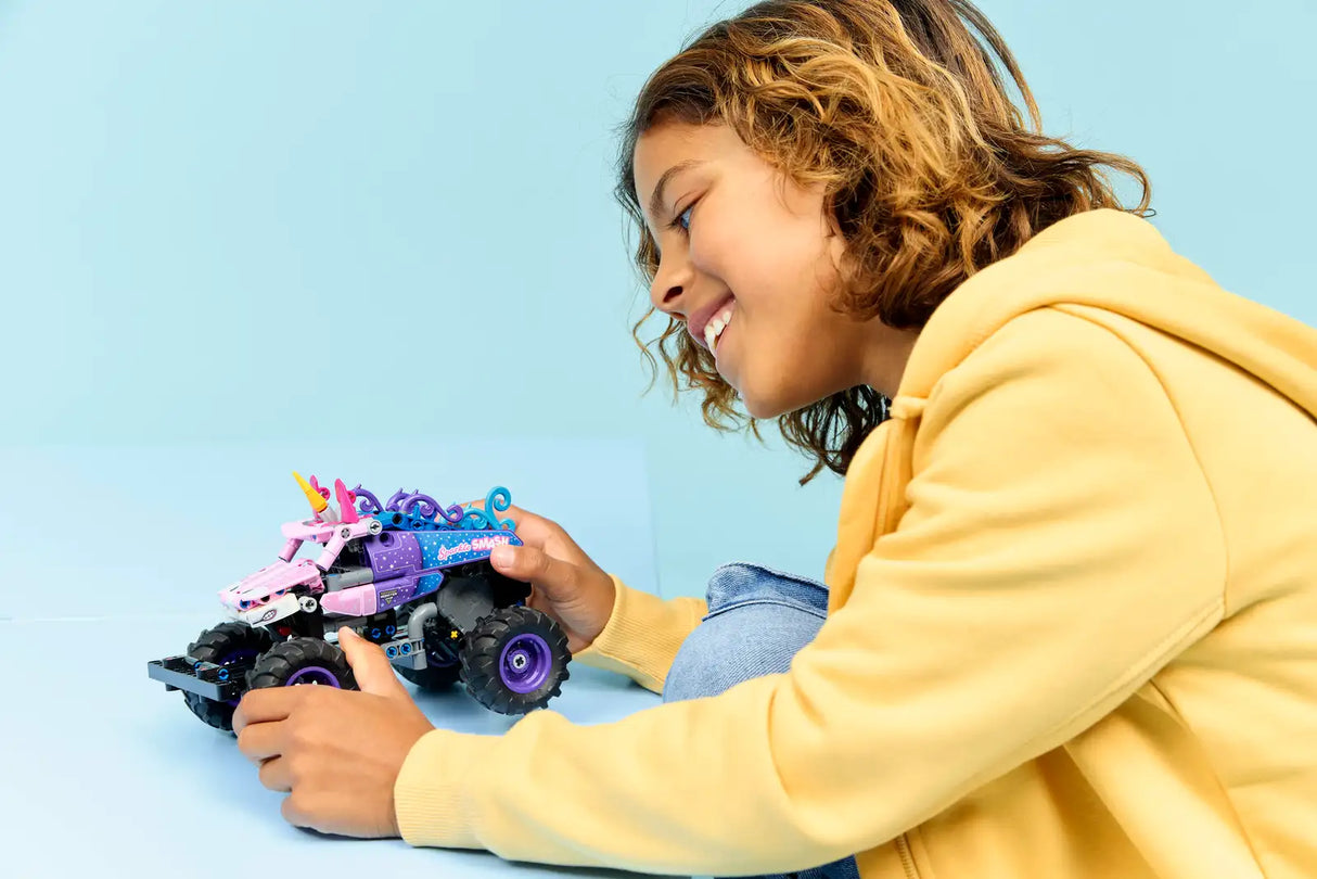 Monster Jam™ Sparkle Smash™ Pull-Back