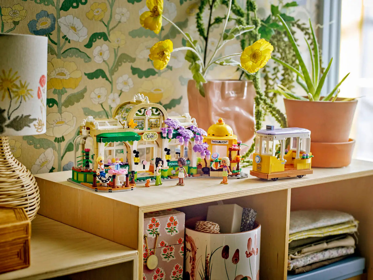 Plant Café &amp; Flower Shop