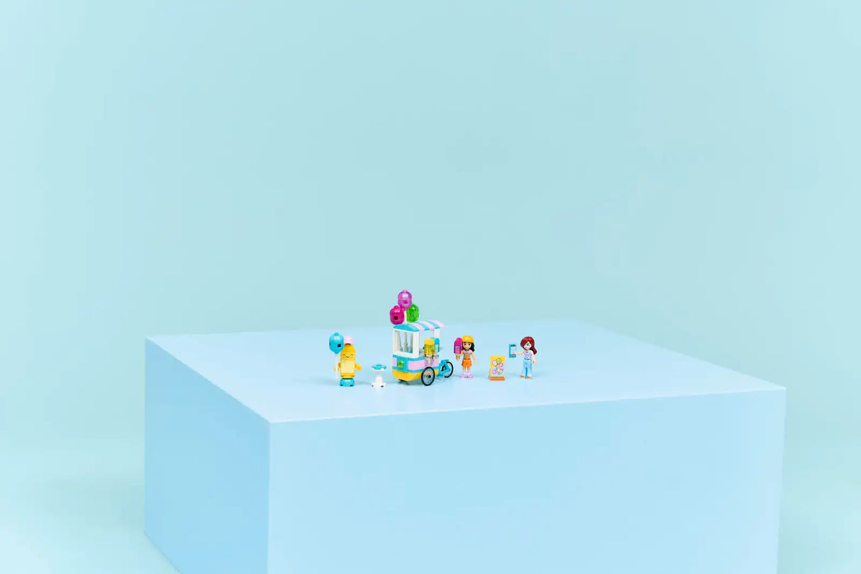 Ice Cream & Balloon Stand