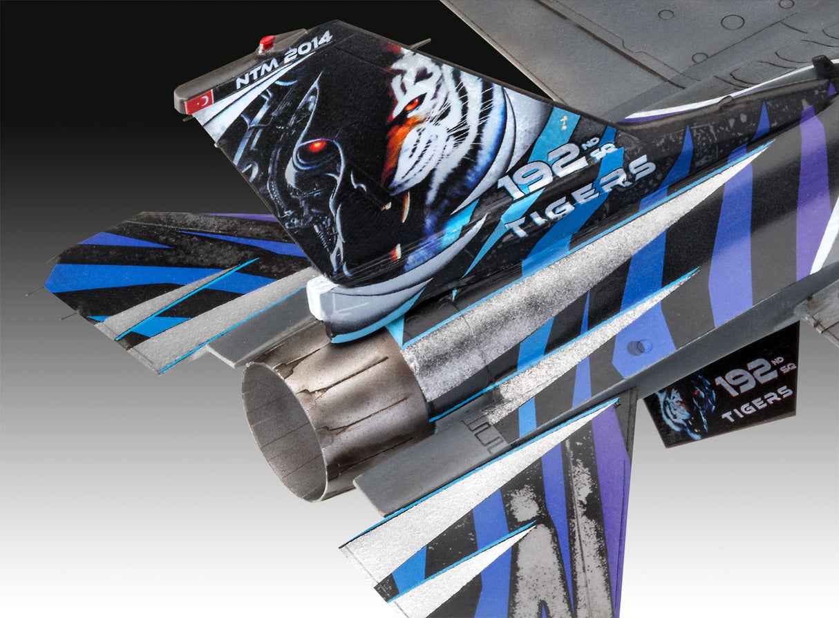 Model Set Lockheed Martin F-16D Tigermeet 2014
