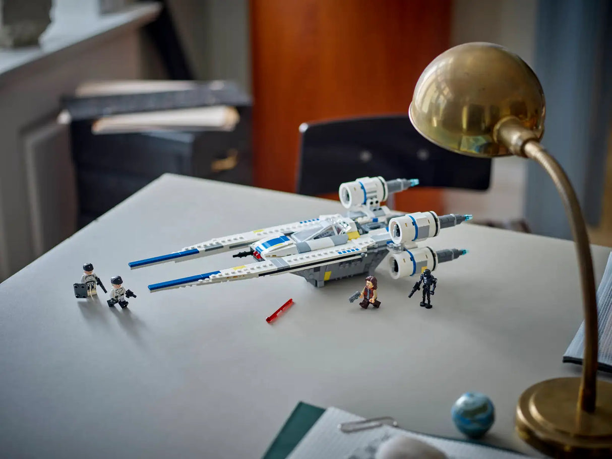 Rebel U-Wing Starfighter™