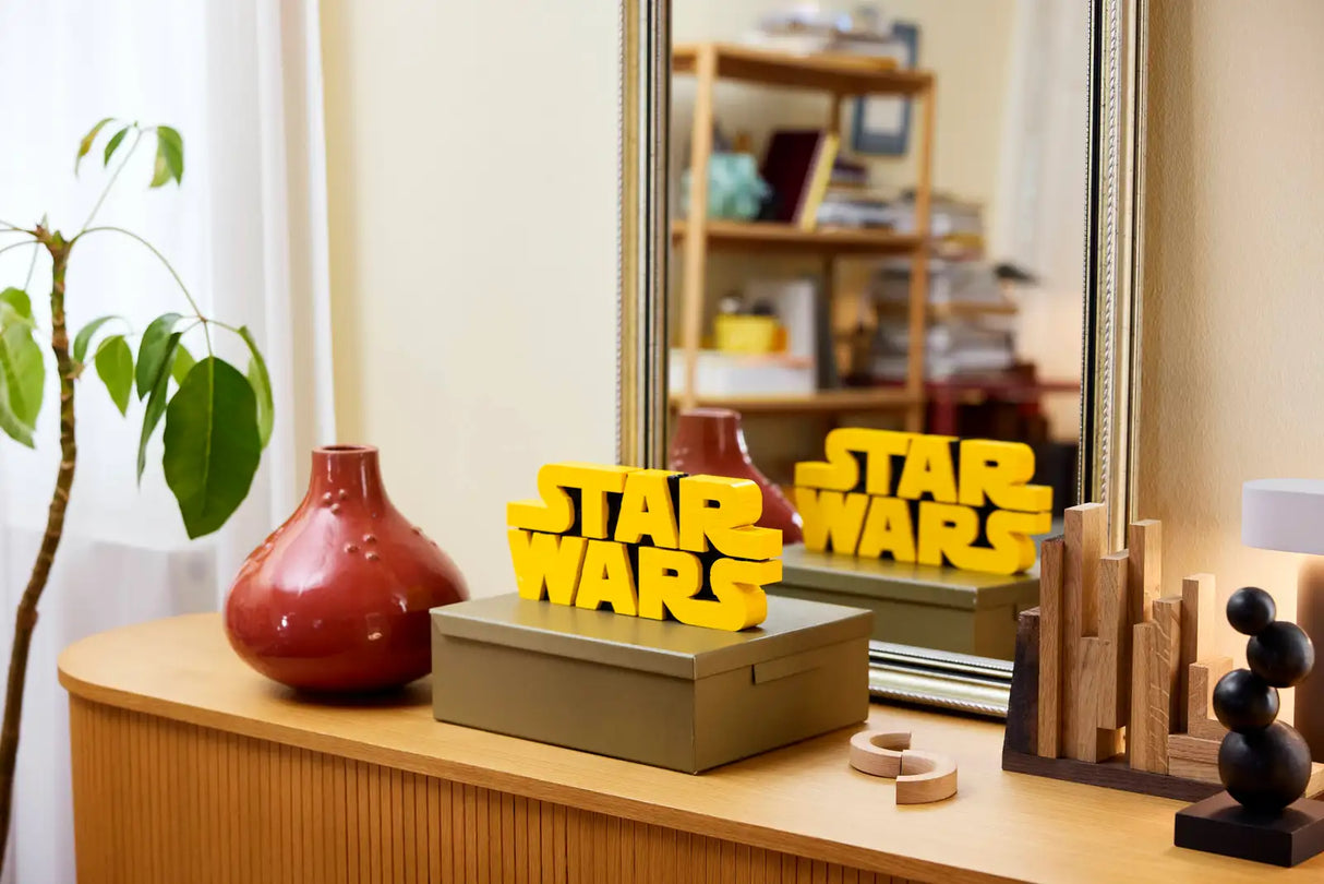 Brick-Built Star Wars™ Logo