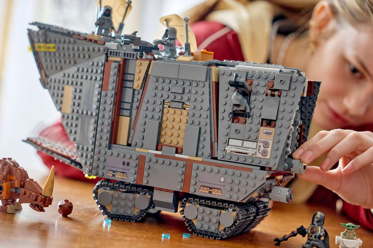 Offworld Sandcrawler™ and Mudhorn
