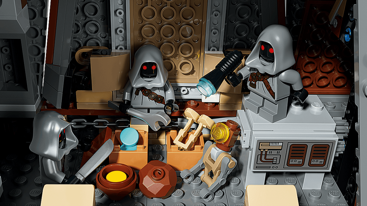 Offworld Sandcrawler™ and Mudhorn