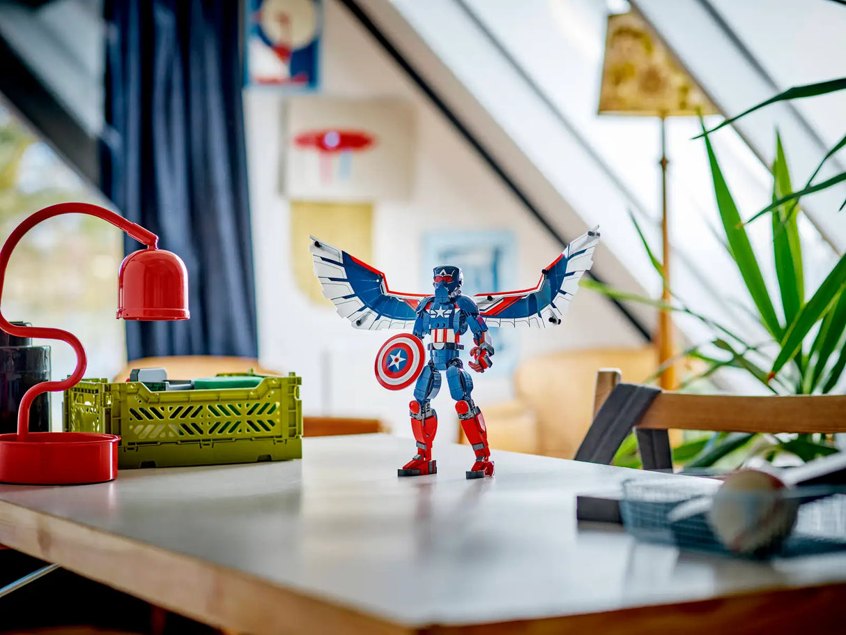 New Captain America Construction Figure
