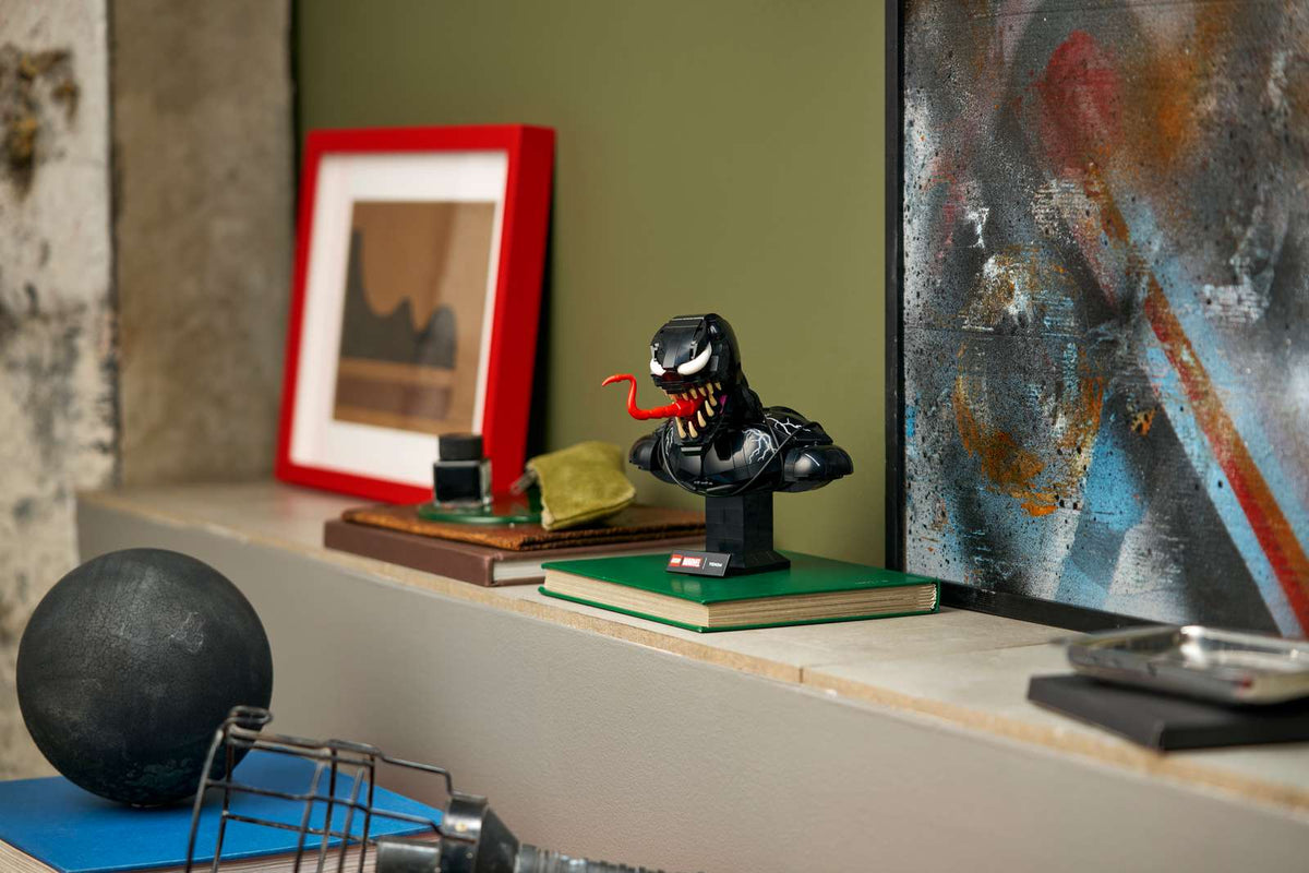 Venom Bust