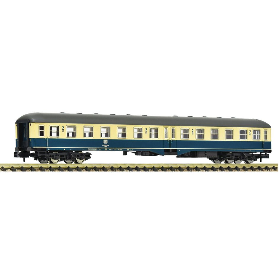 2nd class center entry coach, DB
